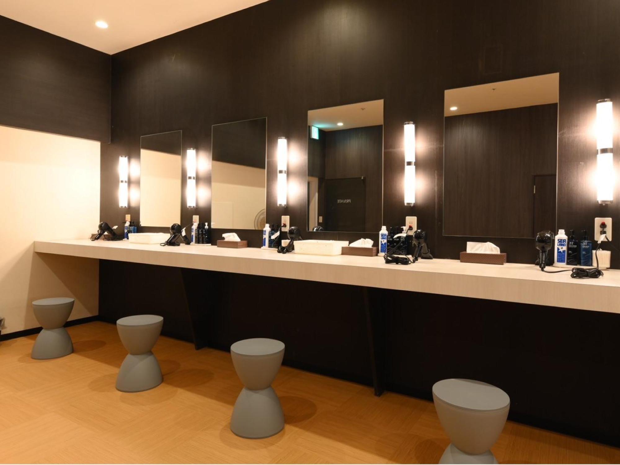 The Centurion Sauna Rest & Stay Sapporo Male Only Ngoại thất bức ảnh