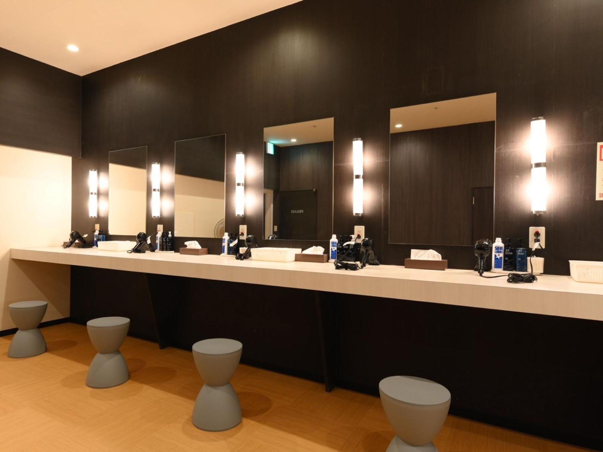 The Centurion Sauna Rest & Stay Sapporo Male Only Ngoại thất bức ảnh