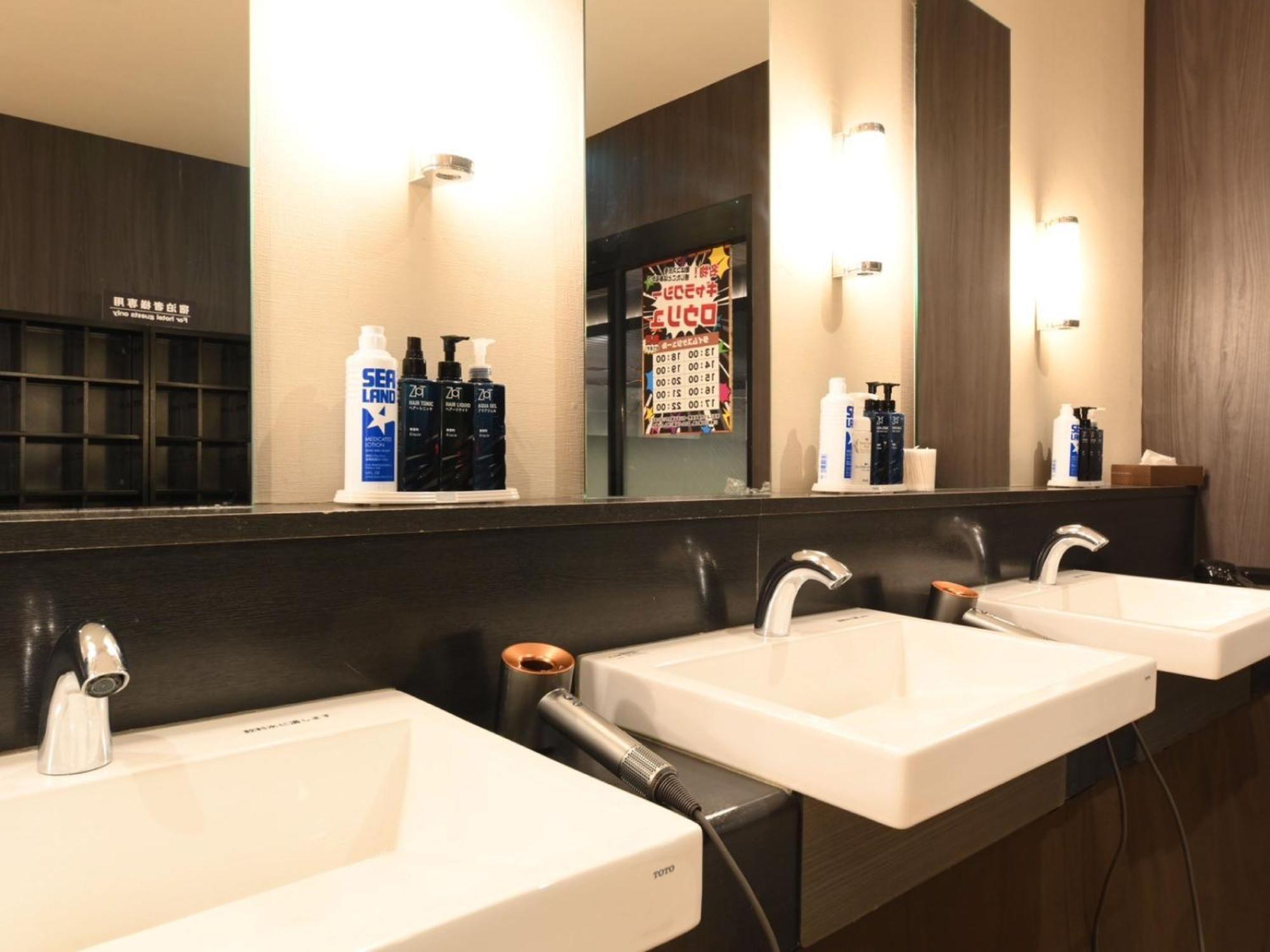 The Centurion Sauna Rest & Stay Sapporo Male Only Ngoại thất bức ảnh
